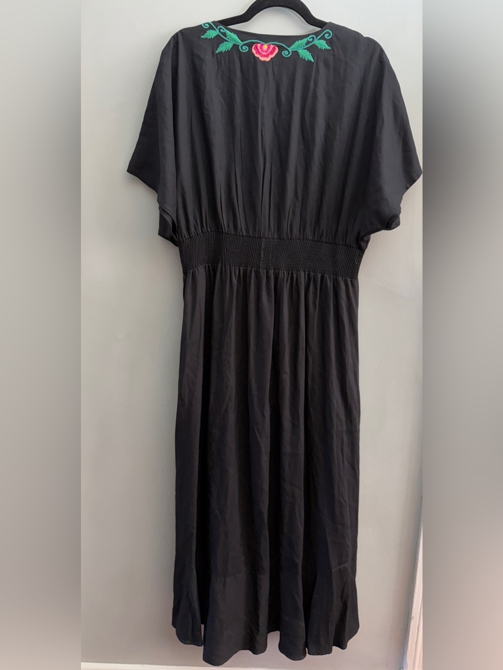 *New* American & Beyond Embroidered Kaftan, Size Large - Picture 5 of 10